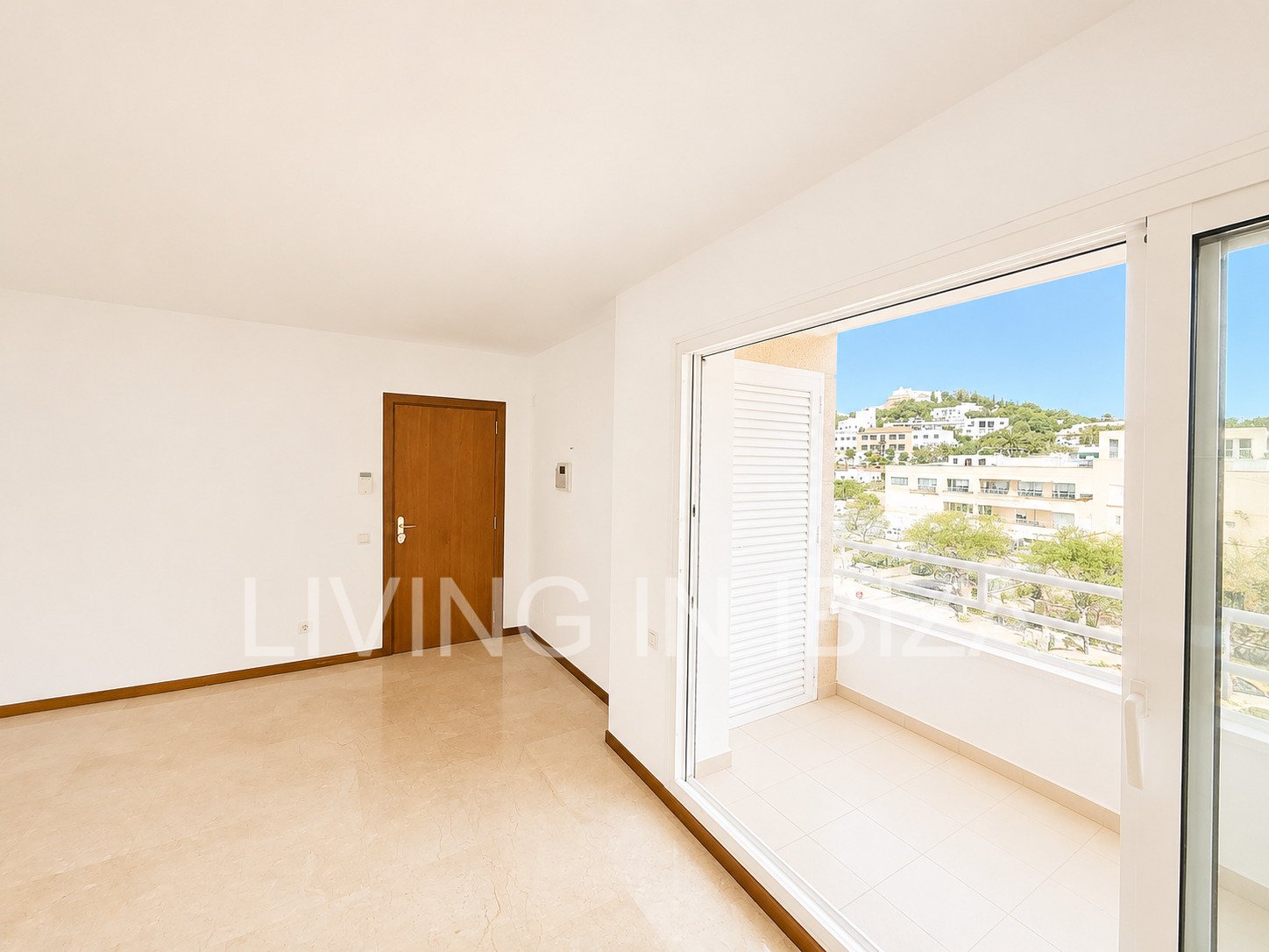 Wohnung im Herzen von Santa Eulària del Río auf Ibiza zu verkaufen. Wohnung im Herzen von Santa Eulària del Río auf Ibiza zu verkaufen.